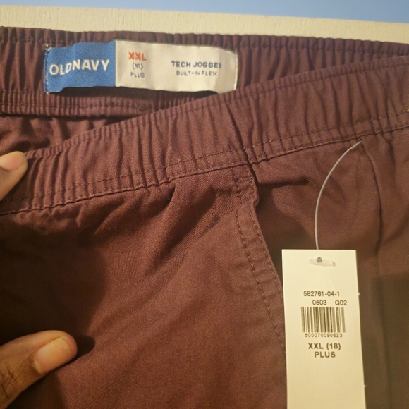 3 Pair, 1 Pair Tahari Jeans & 3 Pair Old Navy Performance Joggers - Picture 1 of 15